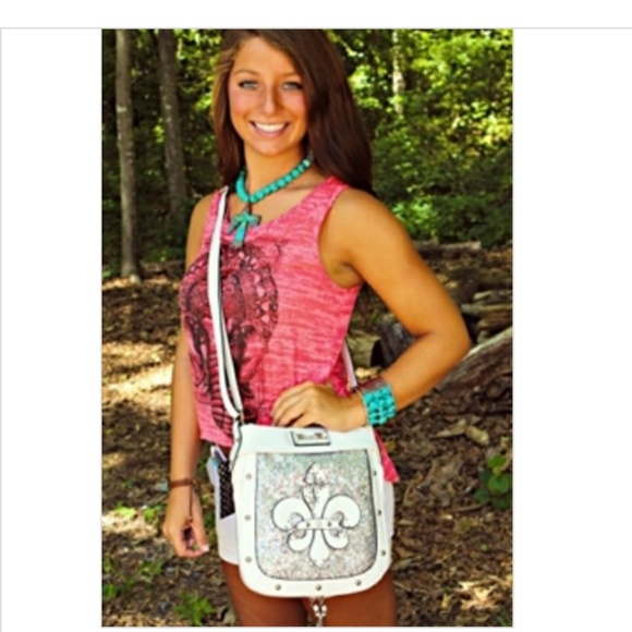 Miss Me Handbags - Miss me crossbody silver and white
